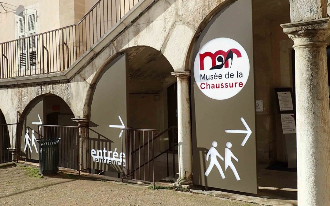 PARCOURS SIGNALÉTIQUE MUSÉE DE LA CHAUSSURE, Romans-sur-Isère