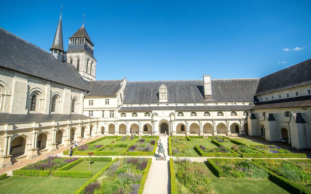 ABBAYE DE FONTEVRAUD, Fontevraud